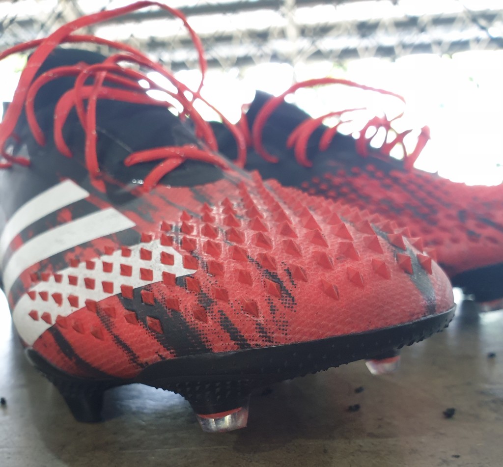 This Football Boot is 100% UNFAIR! adidas Predator Mutator 20.1 - Test &  Review 
